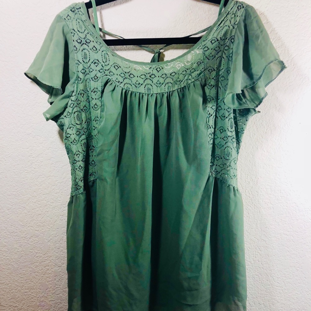 Motherhood maternity Green lace blouse with cami